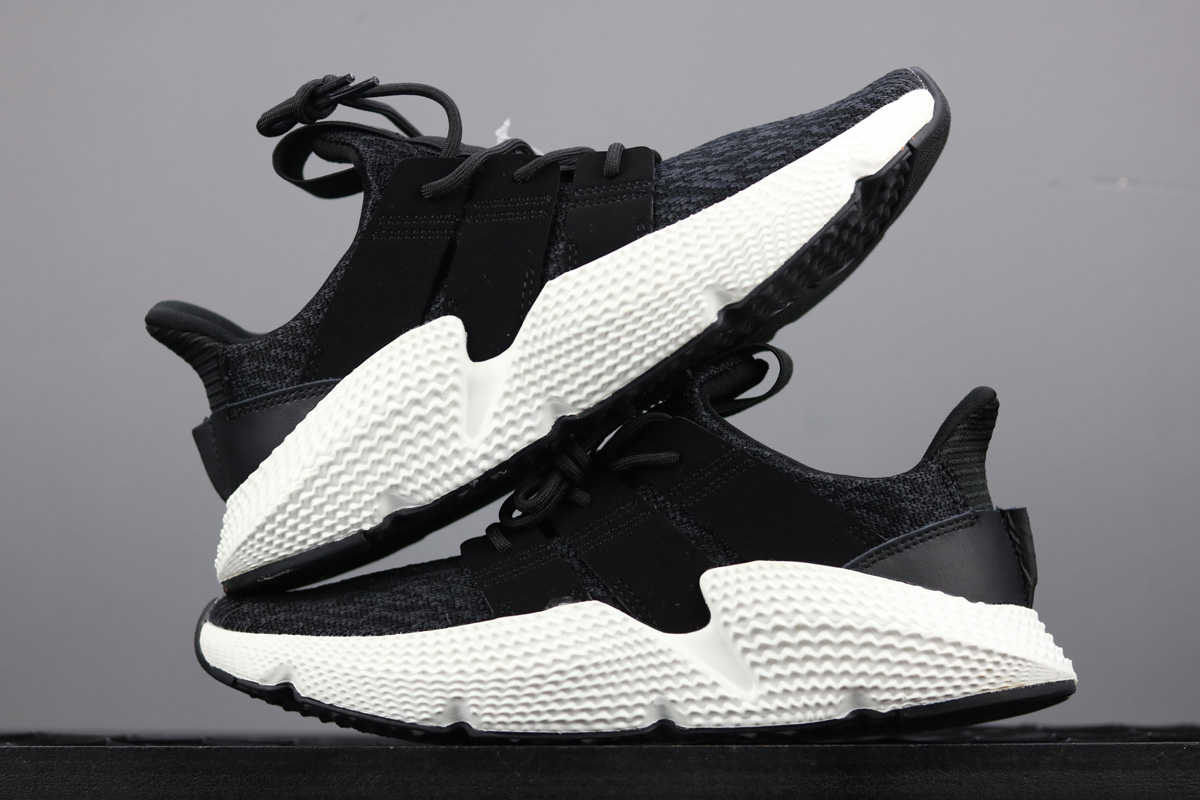 black and white prophere