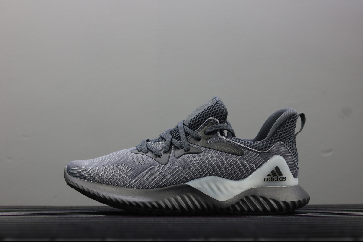 alphabounce beyond outfit