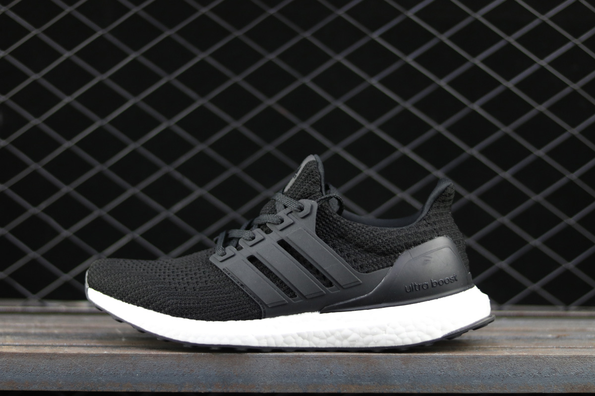 ultra boost 4.0 black and white