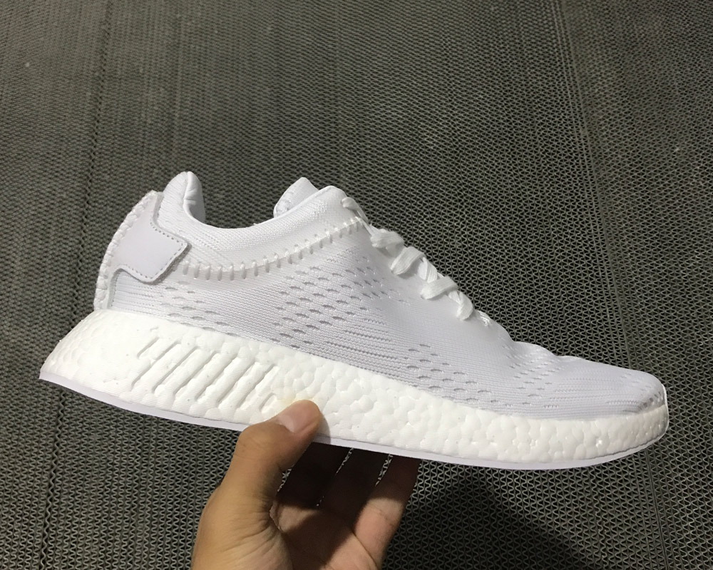 nmd r2 wings and horns