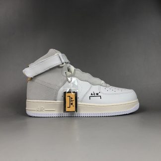 nike c2h4
