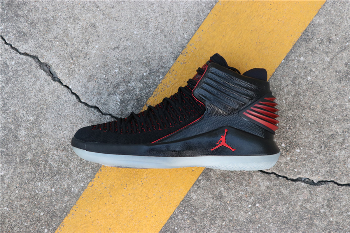 air jordan 32 bred