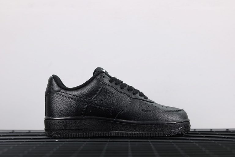 nike air force 1 black nike sign