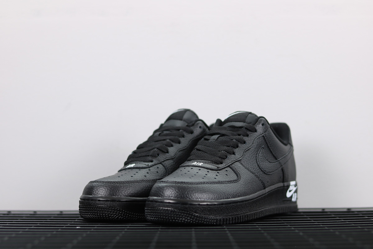 nike men's air force 1 '07 'emblem' black sneaker