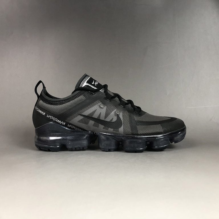 nike air vapormax 2019 triple black