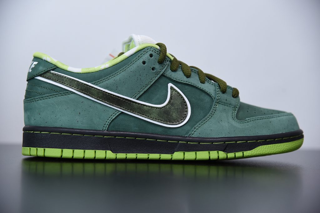 green lobster dunks