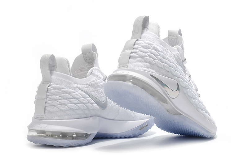 Nike LeBron 15 Low “White Metallic 