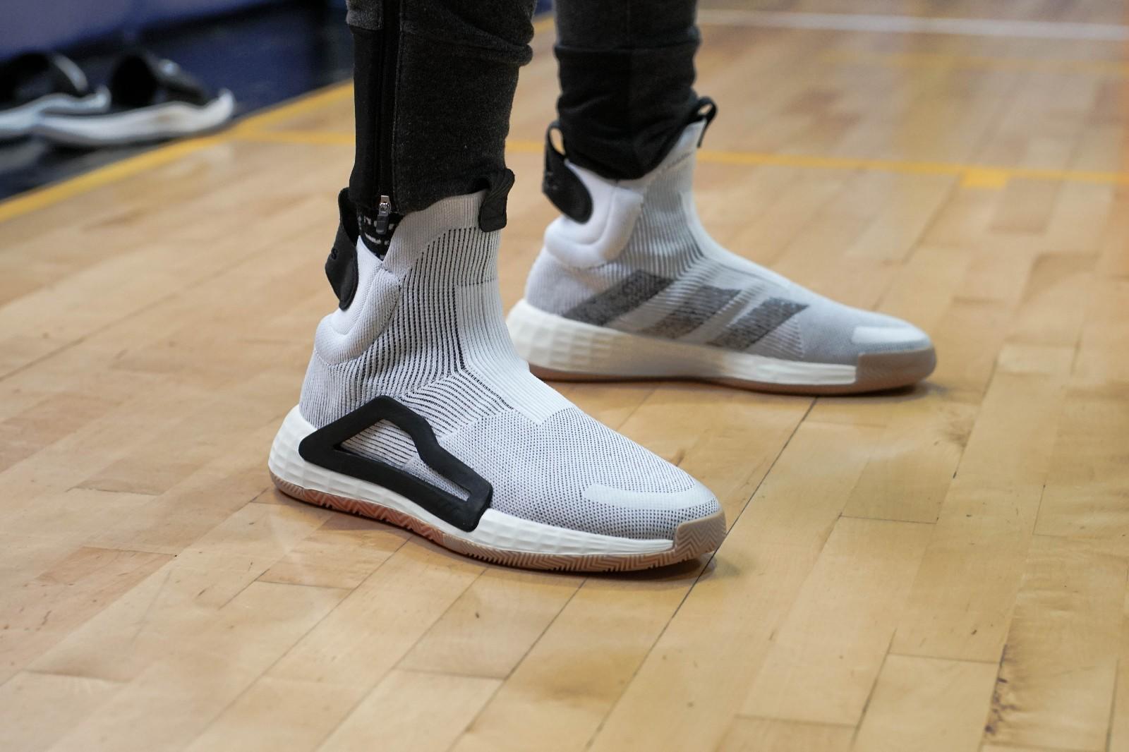 adidas laceless high tops