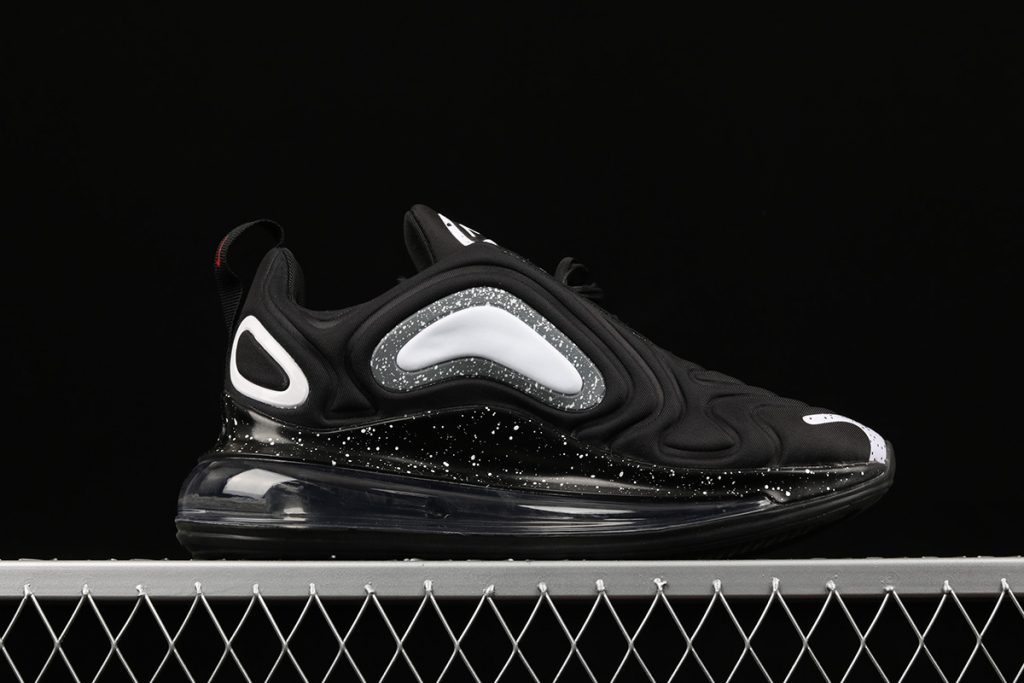 air max 720 black white