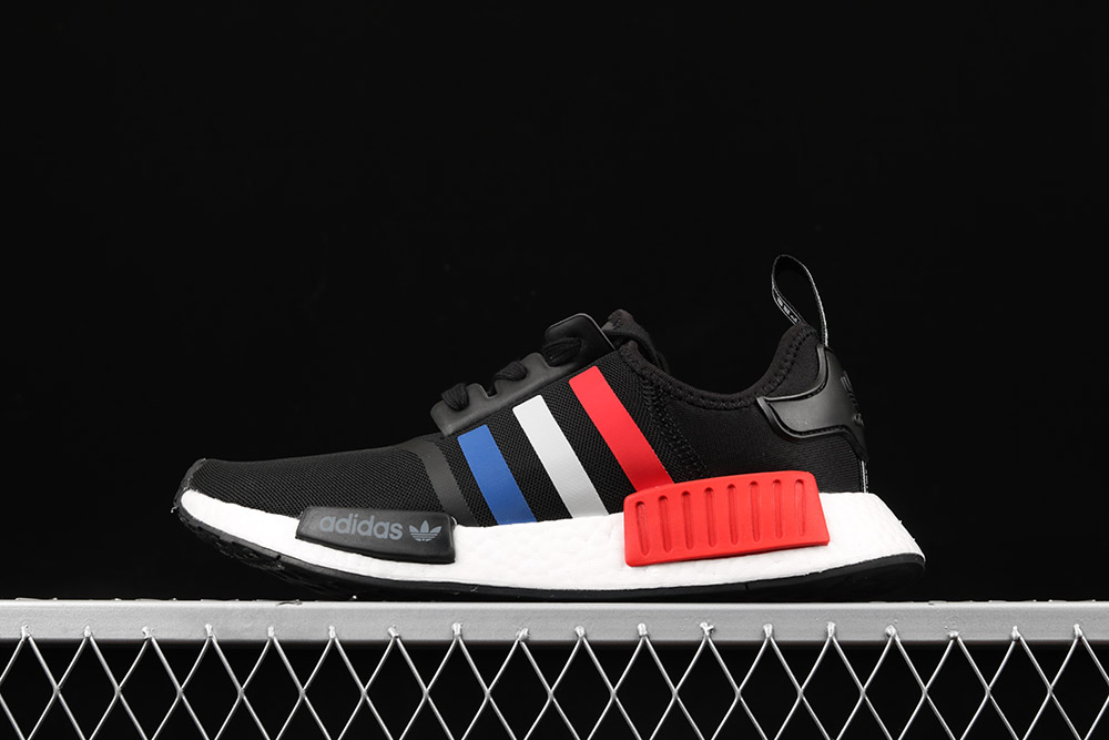 nmd shoes r1