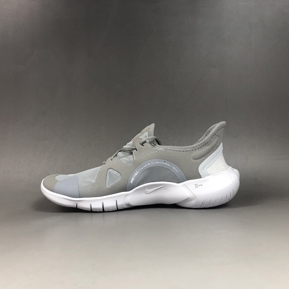 mens gray running shoes