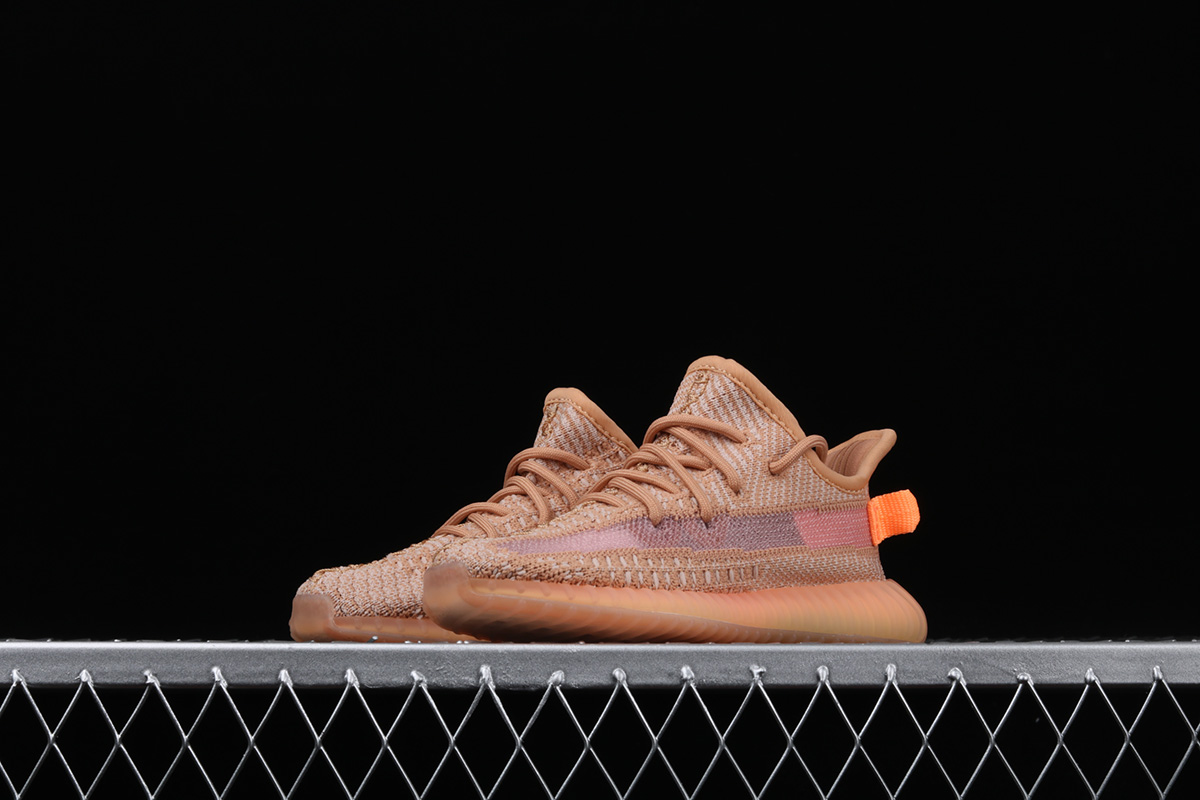 yeezy clay toddler