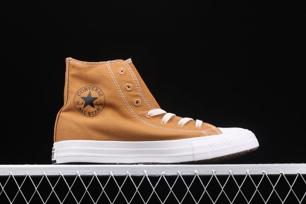 converse lila plataforma