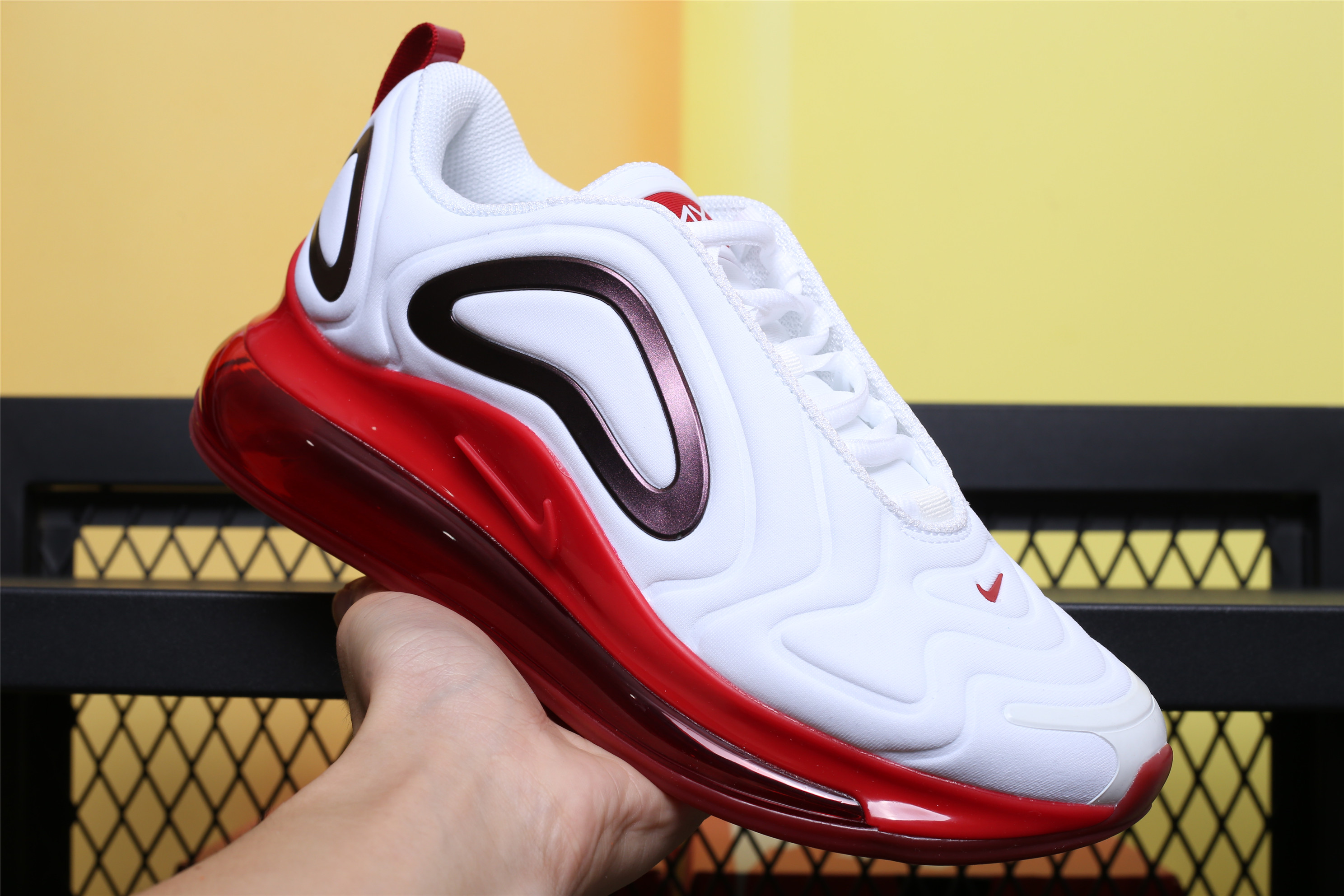 nike 720 white and red