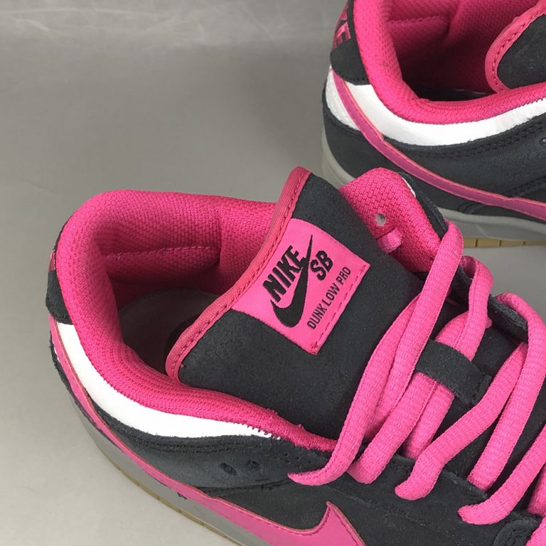 black pink foam dunks