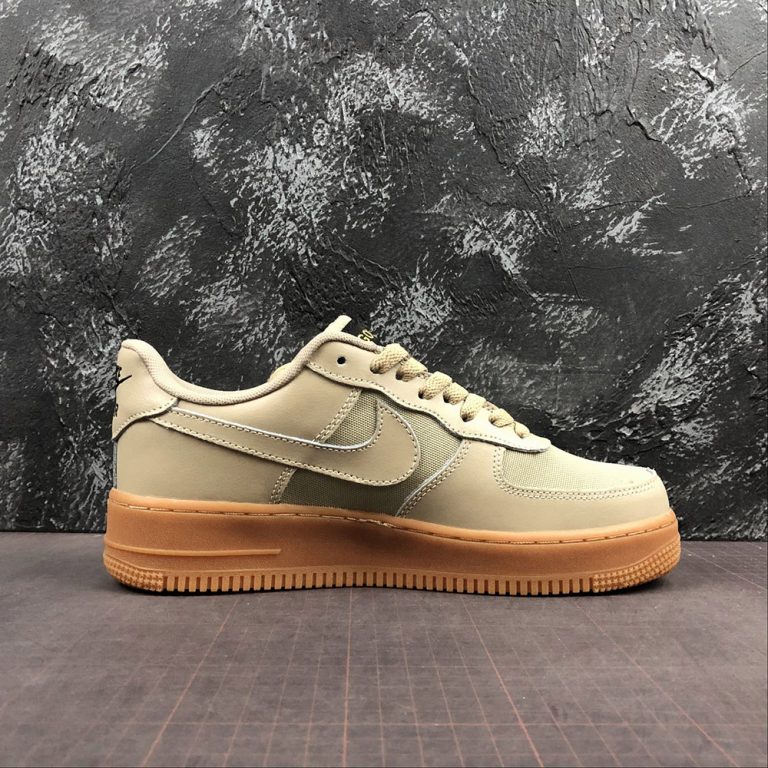 nike air force 1 gore tex gold