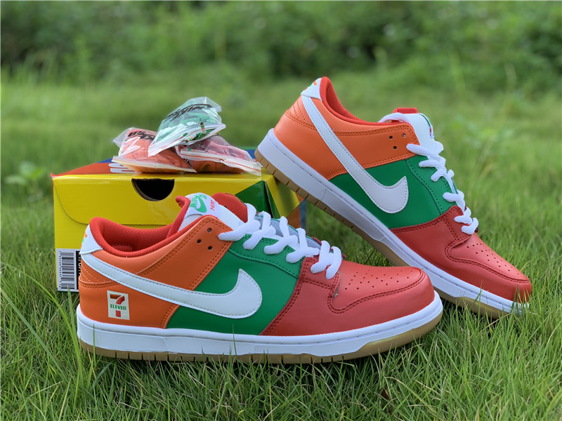 7 11 sb dunks