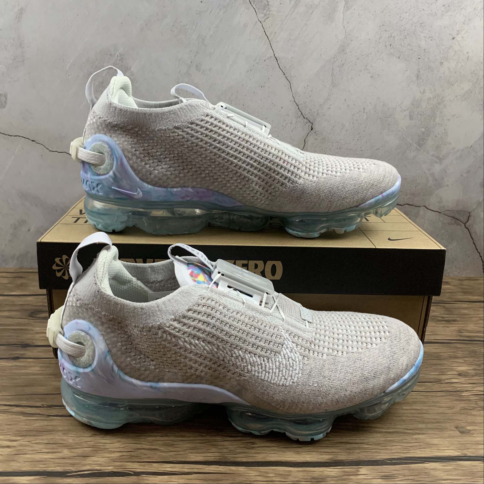 vapormax 2020 summit white