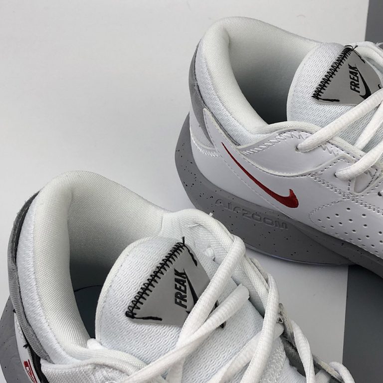 zoom freak 2 white cement