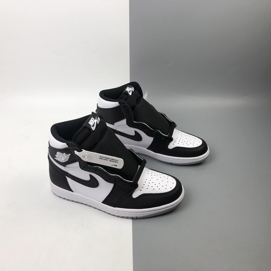 jordan 1 chicago black toe womens