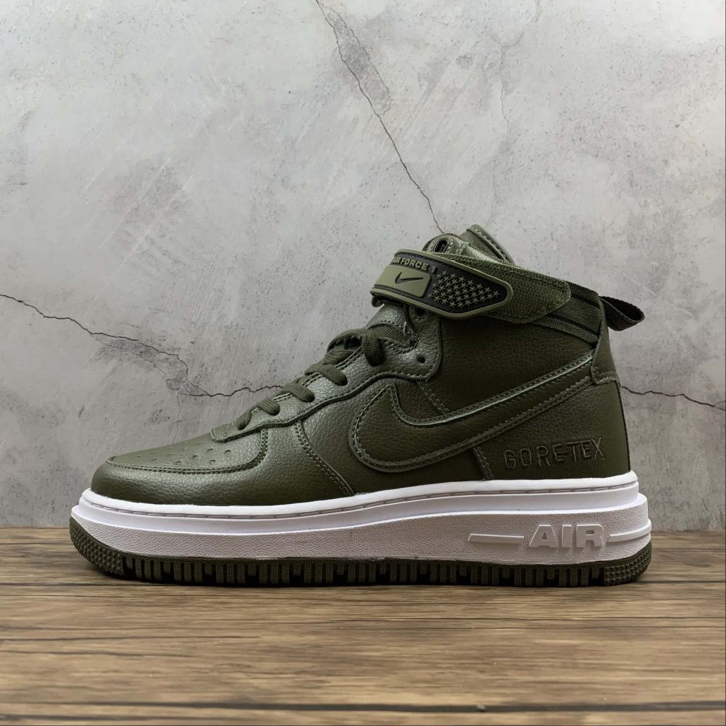 nike lightweight air force boots