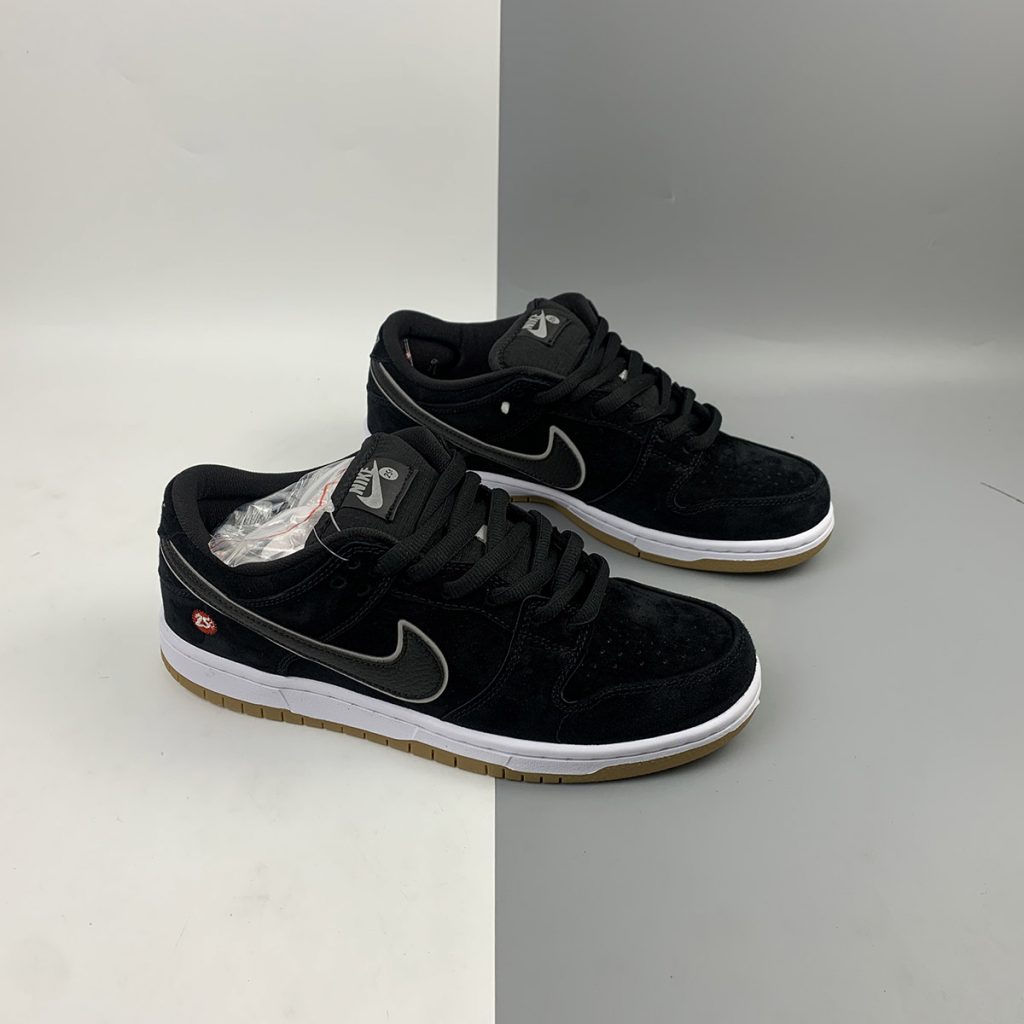 nike sb dunk quartersnacks