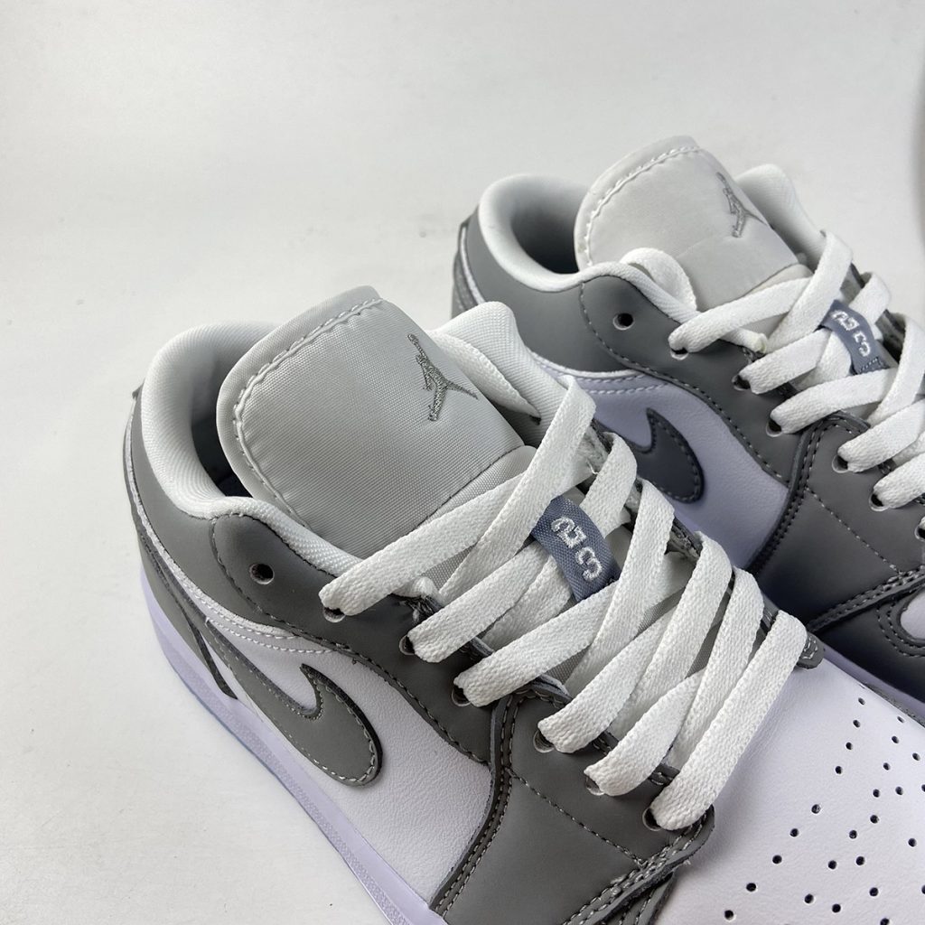 Air Jordan 1 Low White Wolf Grey DC0774-105 For Sale – The Sole Line
